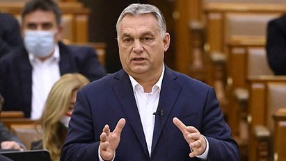 Az operatív törzzsel indította a hétfő reggelt Orbán Viktor – fotó