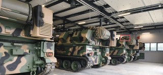 Ulepszone Kraby już w Lubuskiem. Mają zagłuszarki? MON milczy, eksperci zgadują.