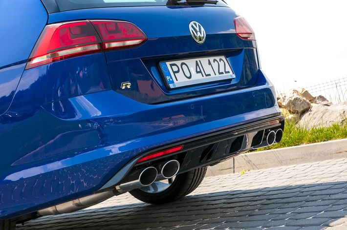 VW Golf Variant R