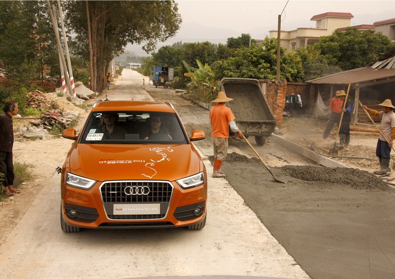 Audi Q3 na chińskich drogach