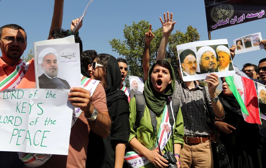 Ruhanijeve pristalice na iranskim ulicama