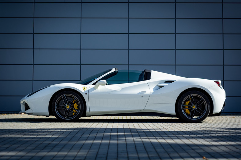 Ferrari 488 Spider Roberta Lewandowskiego