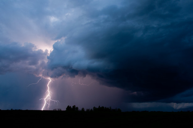 Ekstremalne zjawiska nadciągają do Polski. Meteorolodzy bezradni