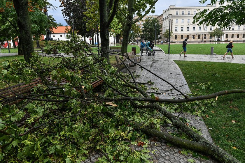 Tragiczny bilans nawałnic. Nie żyje jedna osoba