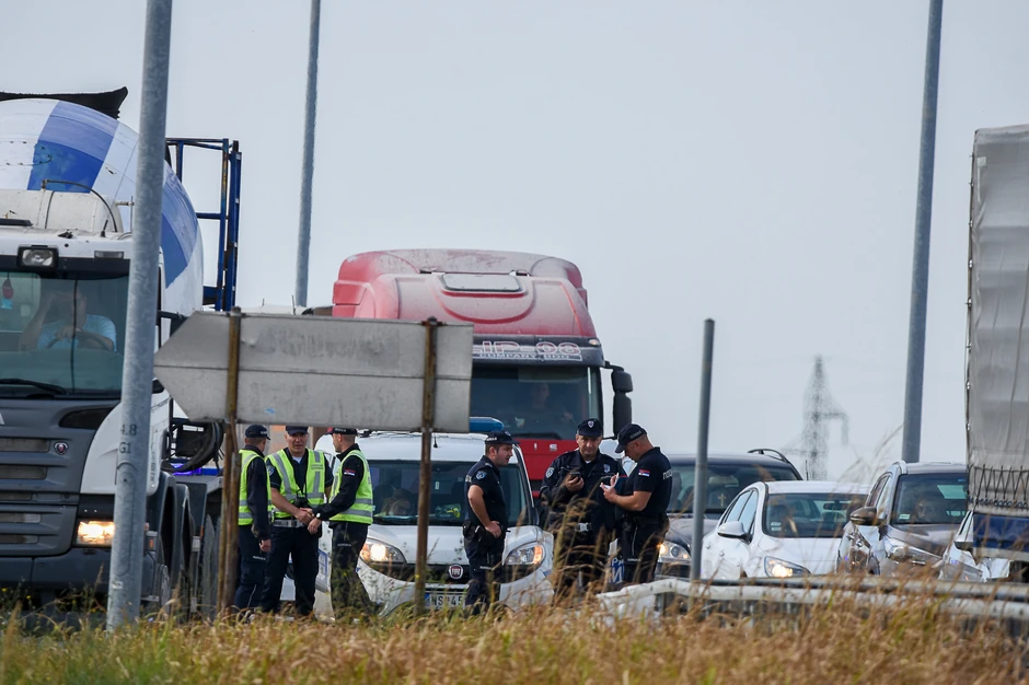 Nesreća na Zrenjaninskom putu, poginuo vozač kamiona