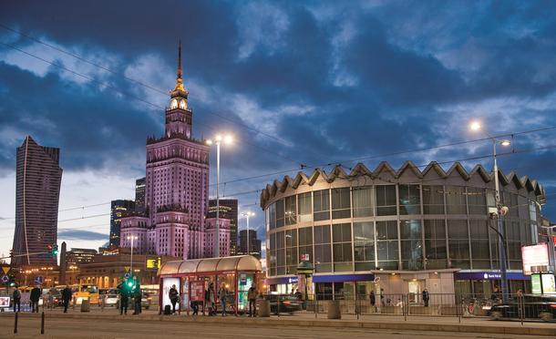 Odbudowany po wybuchu budynek Rotundy to charakterystyczny punkt na mapie Warszawy. W 2019 r. doczekał się kolejnej odsłony.