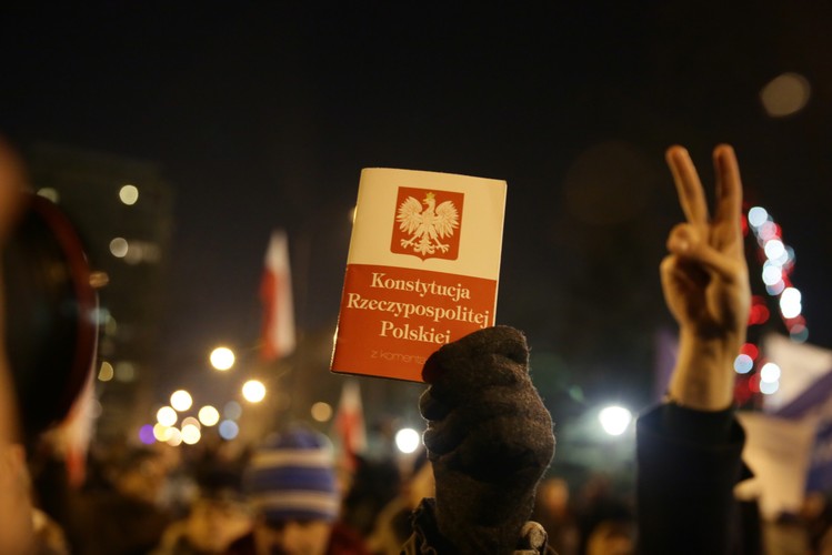 Protest KOD przed Sejmem