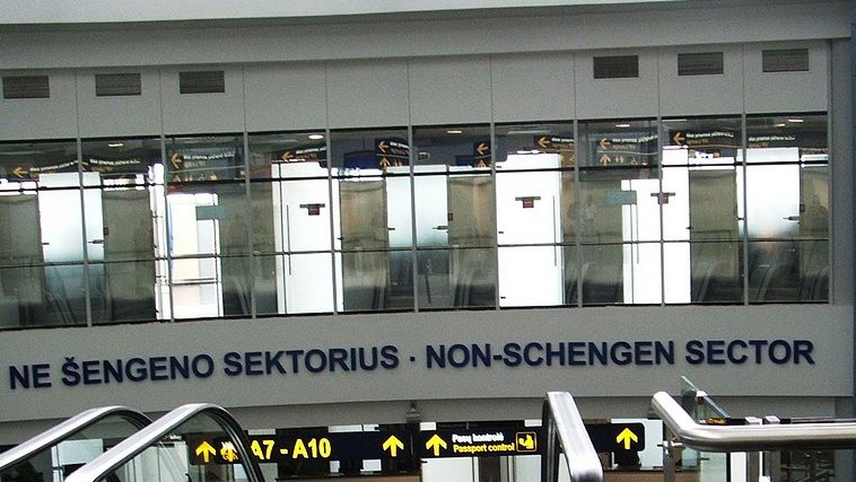 Wileńskie lotnisko międzynarodowe w ciągu trzech kwartałów 2010 roku obsłużyło 1,092 mln pasażerów, o 9 proc. więcej niż w ubiegłym roku. W ciągu tego okresu wzrosła liczba lotów oraz ruch cargo.