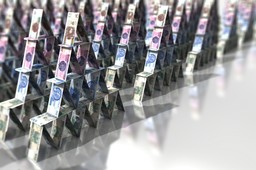 Parabanki nie tylko dla naiwnych: Tak naganiacze i inwestorzy zarabiają na piramidach finansowych