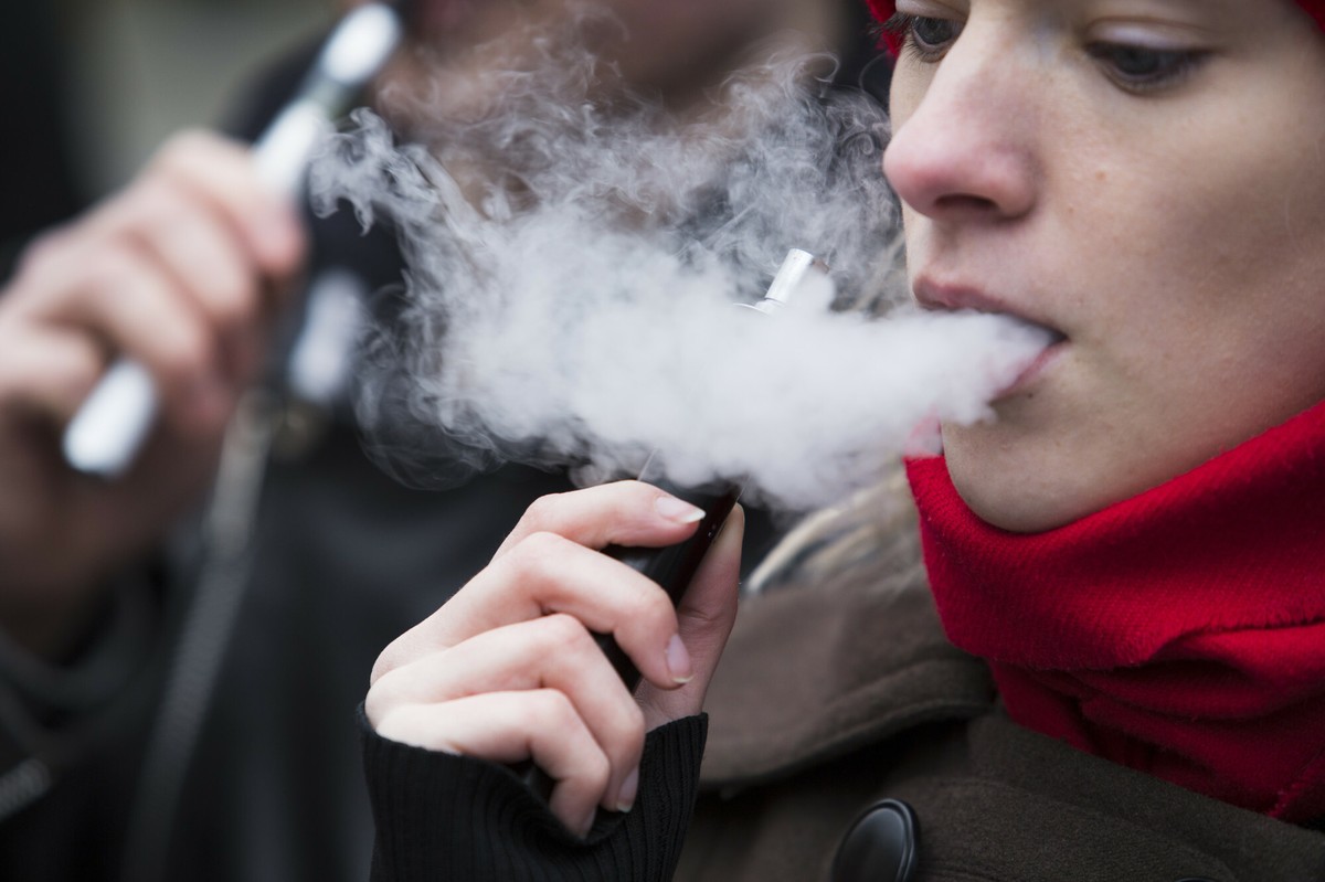 Zmiany w prawie dla palaczy. Tych produktów nie zobaczą niedługo na sklepowych półkach