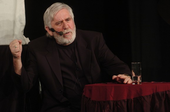Velibor Džarovski