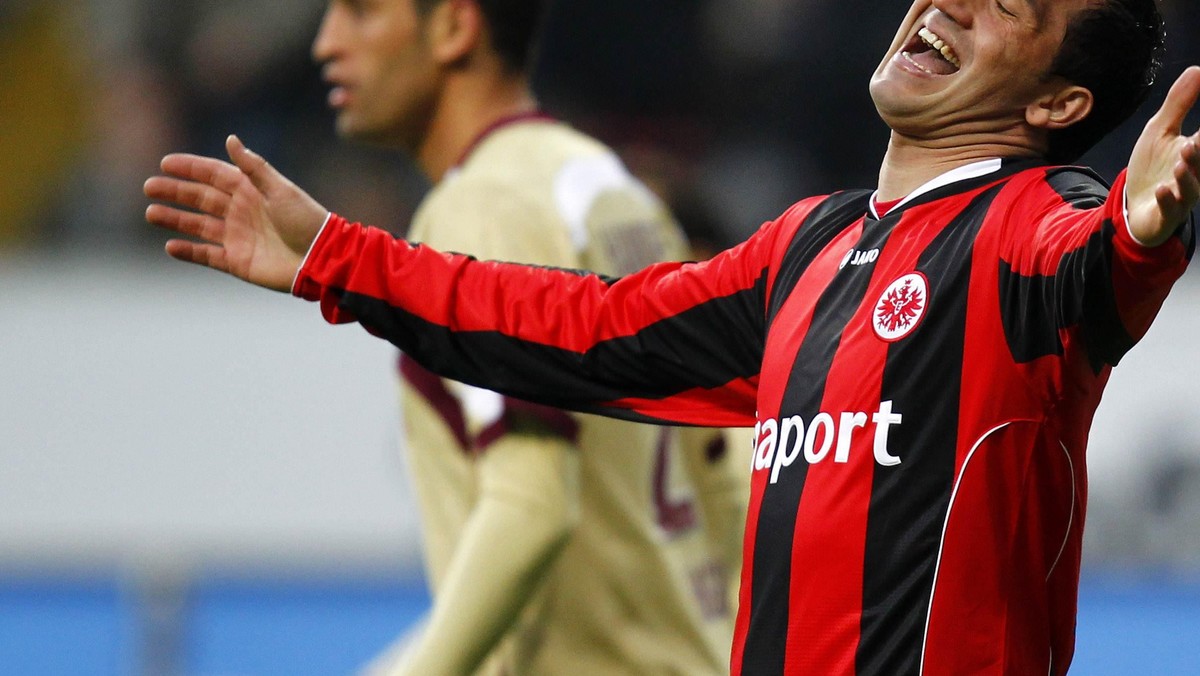 W pierwszym spotkaniu 23. kolejki Bundesligi na stadionie easyCredit-Stadion w Norymberdze miejscowe 1. FC Nuernberg po zaciętym spotkaniu pokonało Eintracht Frankfurt 3:0 (0:0).