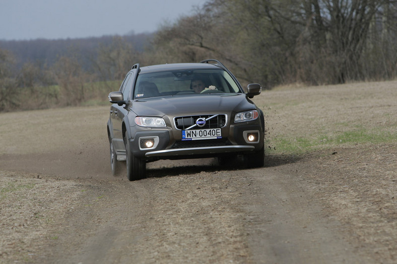 Volvo XC70: bliski krewny SUV-a