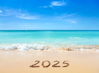 Plany wakacyjne polaków – sezon letni 2025