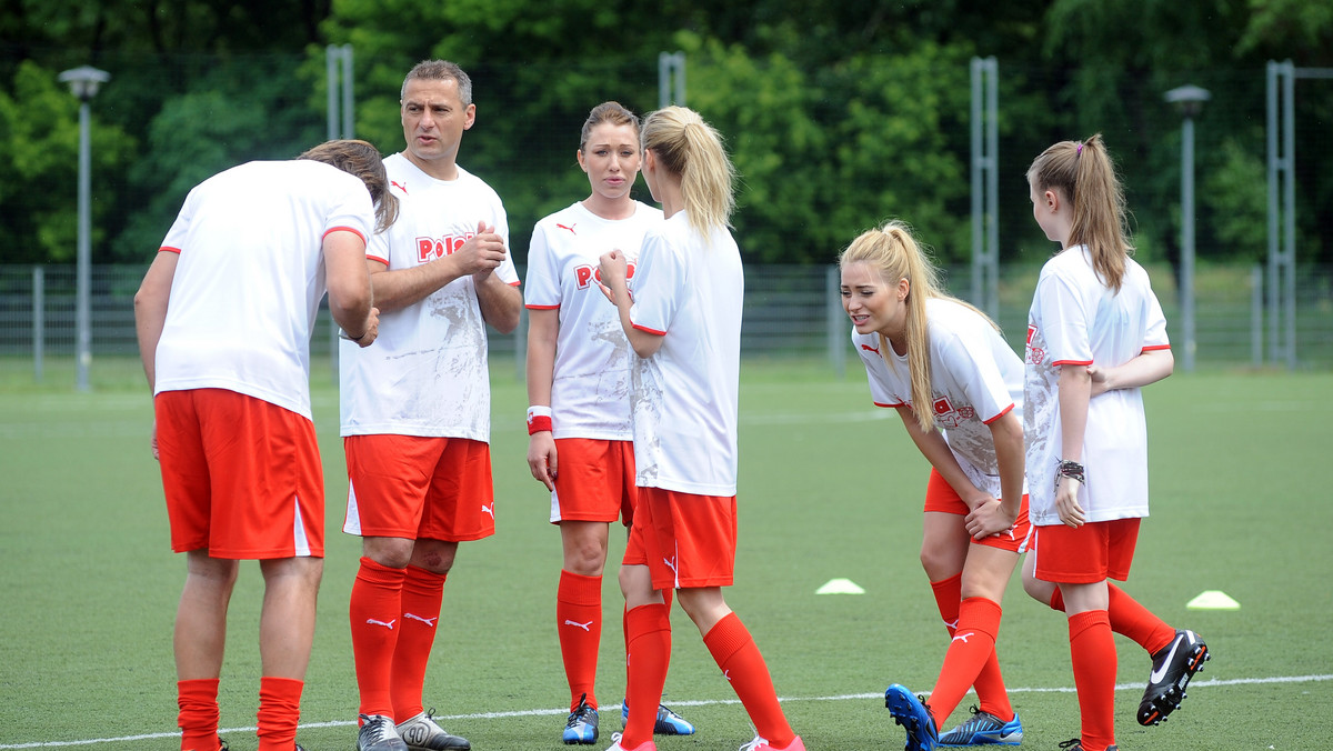 13 czerwca 2012 roku w Ośrodku Rekreacji i Sportu Bemowo przy ul. Obrońców Tobruku 11 w Warszawie odbył się trening pod nazwą "TRAINING WITH THE STARS" z udziałem gwiazd piłki nożnej i celebrytów.