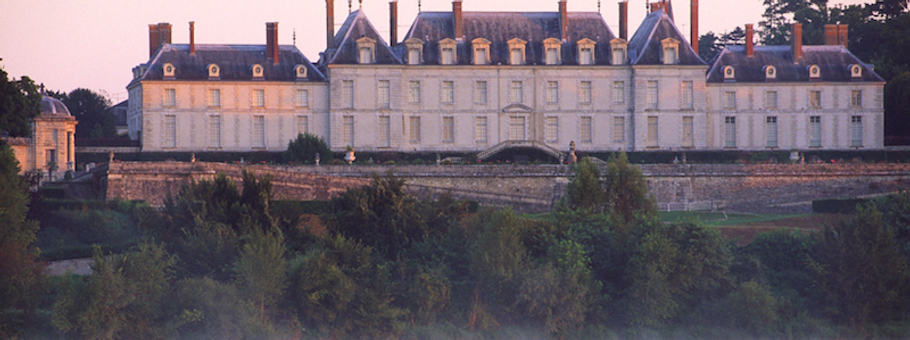 Chateau de Menars