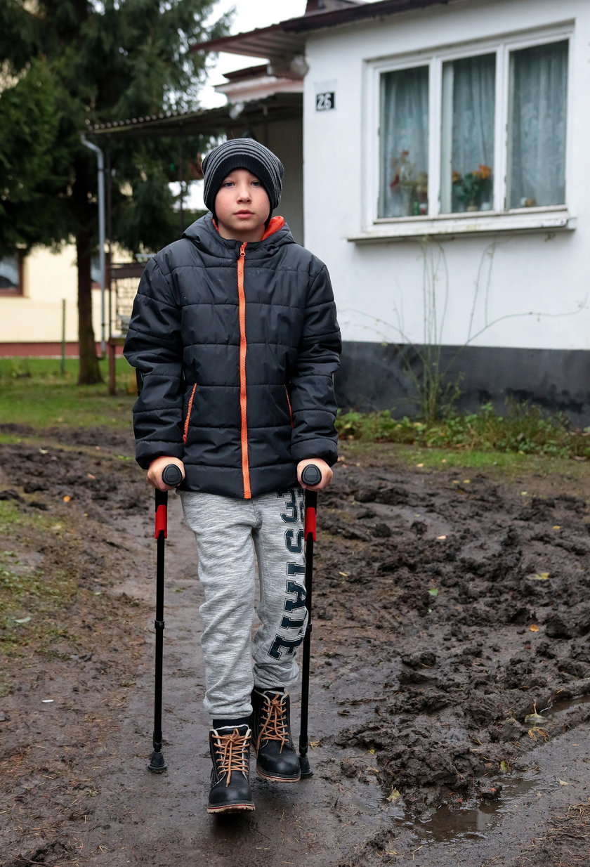 Grzegorz Skawiński i Fundacja Faktu pomagają Tomkowi