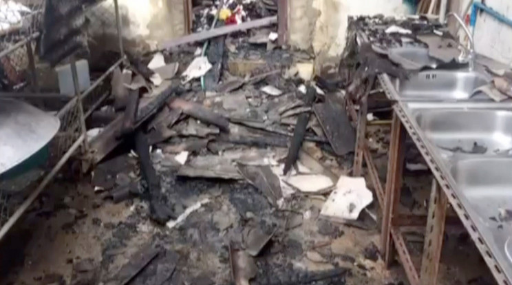 Legalább 17 diáklány meghalt a tűzvészben / Fotó: MTI