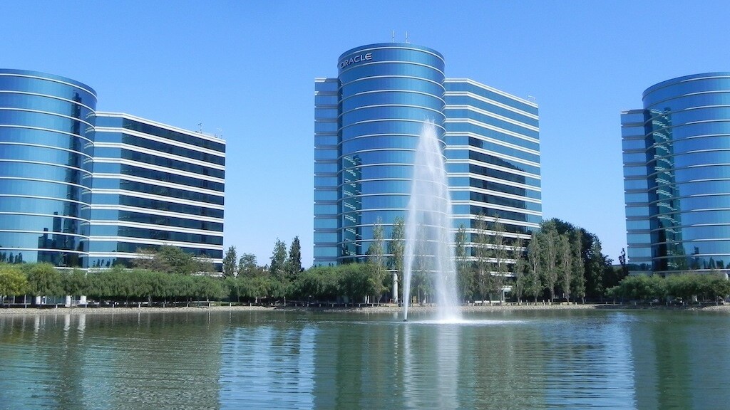 Technologický gigant masívne vyhadzuje ľudí cez e-maily: Má prepustiť až 30-tisíc ľudí