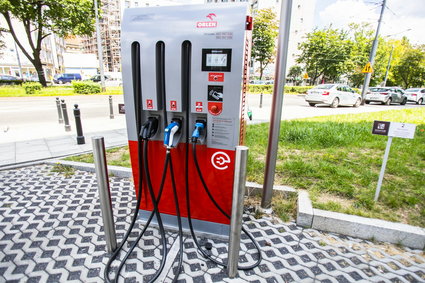 Plan Orlenu na auta elektryczne. Przybędzie ładowarek w Niemczech