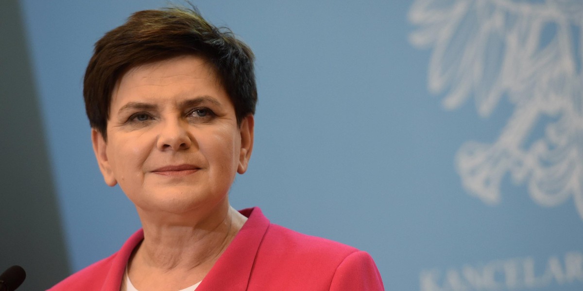 Szydło rozdała 1,8 mln podwładnym