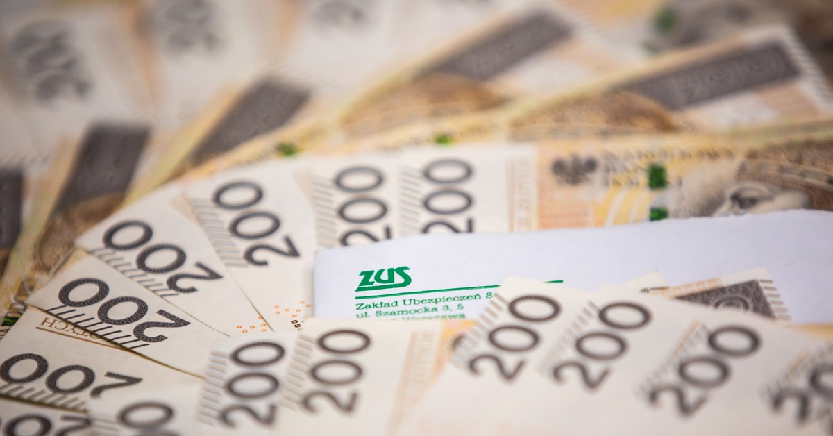 Emerytalna niespodzianka od ZUS! Specjalne, wcześniejsze świadczenie dla roczników 1949-1969