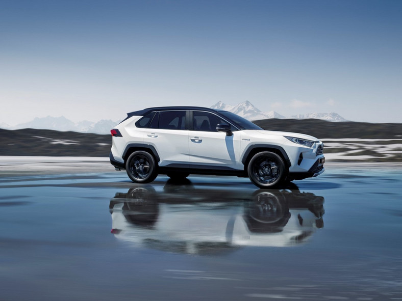 Toyota RAV4 V (2018 - )