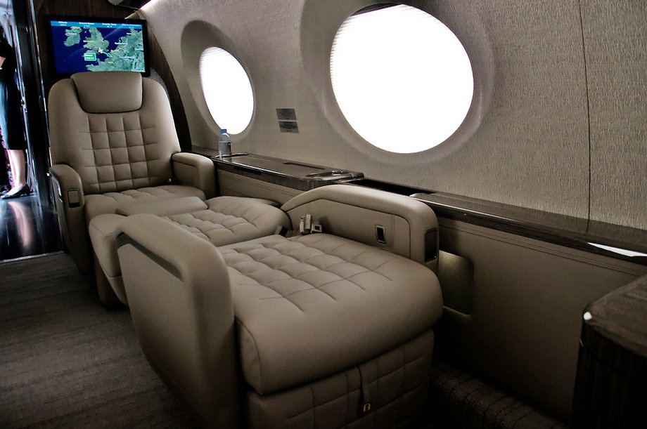 Na pokładzie Gulfstreama G500 może ich podróżować 13. 
