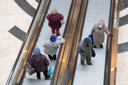 Możliwe, że polska gospodarka uodporniła się na obostrzenia