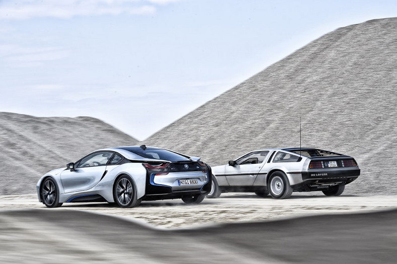 DeLorean DMC-12 i BMW i8 - Wechikuły czasu