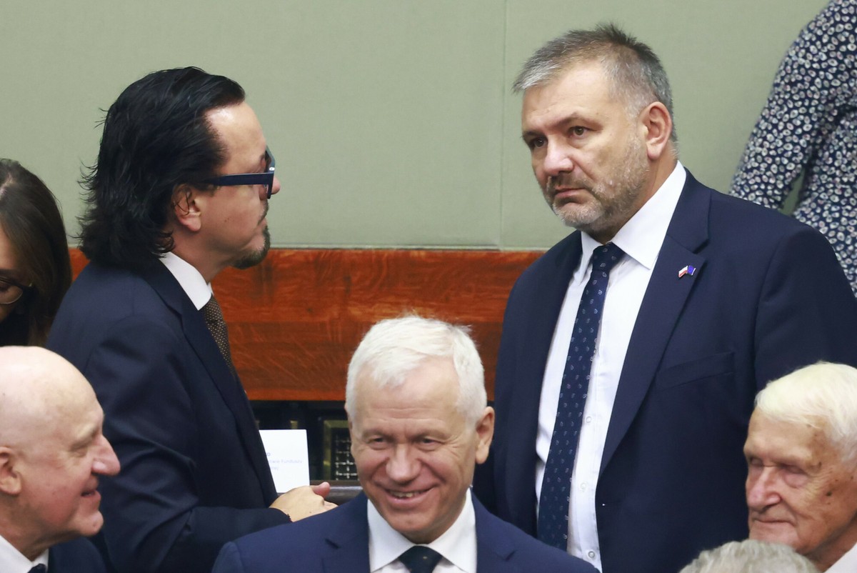 Polacy ocenili Waldemara Żurka. Zaskakujący wynik sondażu