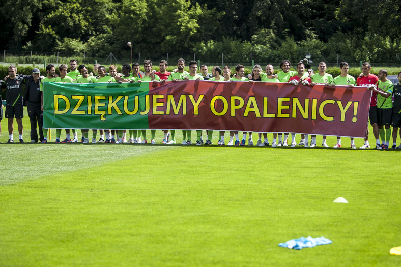 Czerwiec 2012 r., piłkarze i sztab reprezentacji Portugalii podczas ostatniego treningu w Opalenicy pod Poznaniem