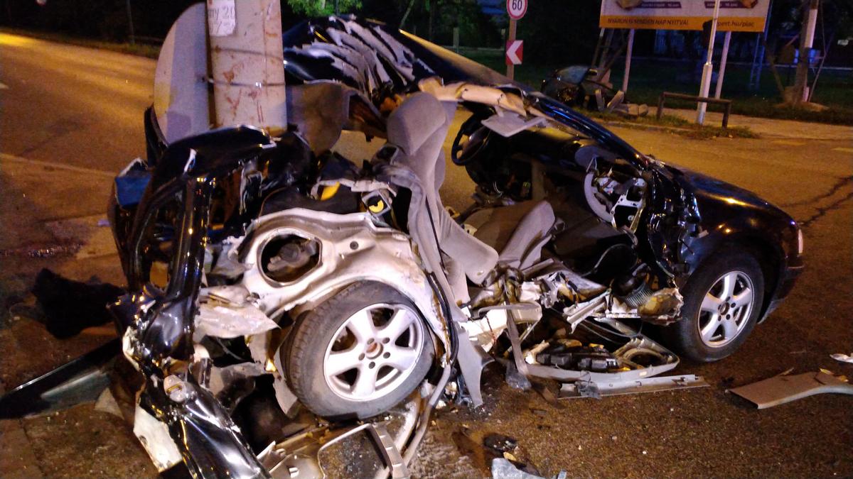 Két ember meghalt egy közlekedési balesetben Budapesten - Blikk