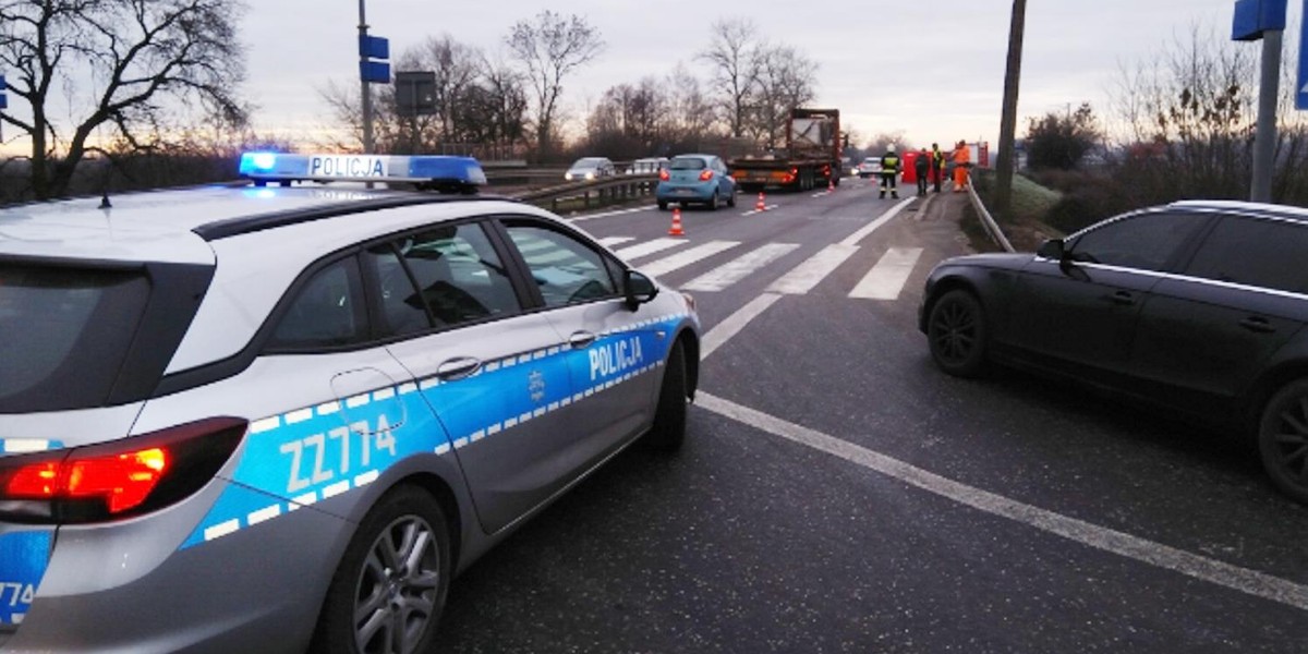 Tragiczny wypadek w Tarczynie. 16-latek zginął na pasach