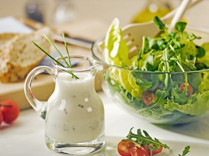 Salata sa prelivom može više da odmogne nego da pomogne kada je u pitanju mršavljenje