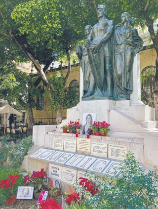 Bieg przez piekło trwa. Co zmieniło zabójstwo dziennikarki?