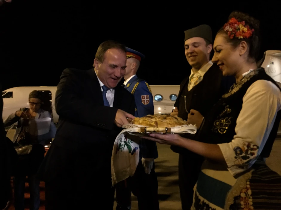 Sinoćni tradicionalni doček na beogradskom aerodromu
