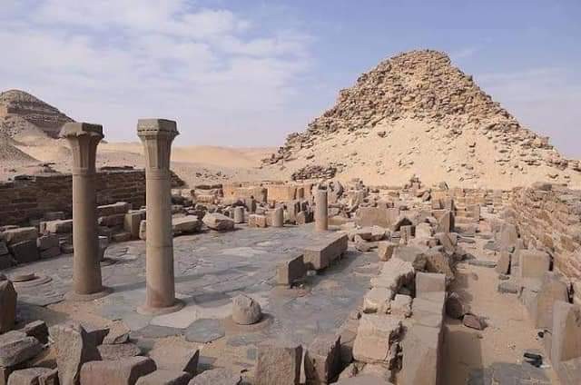 Sahureho pyramída