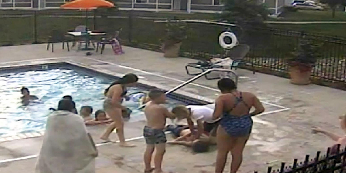 12-latek znalazł się na dnie basenu. Umarłby, gdyby nie oni