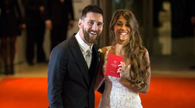 Lionel Messi és Antonella Roccuzzo esküvőjükön