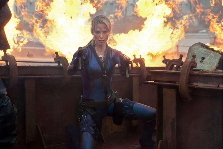Sienna Guillory w filmie 'Resident Evil: Retrybucja'