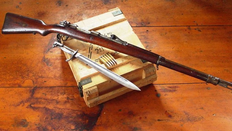 Karabin Mauser M98 z bagnetem (domena publiczna)