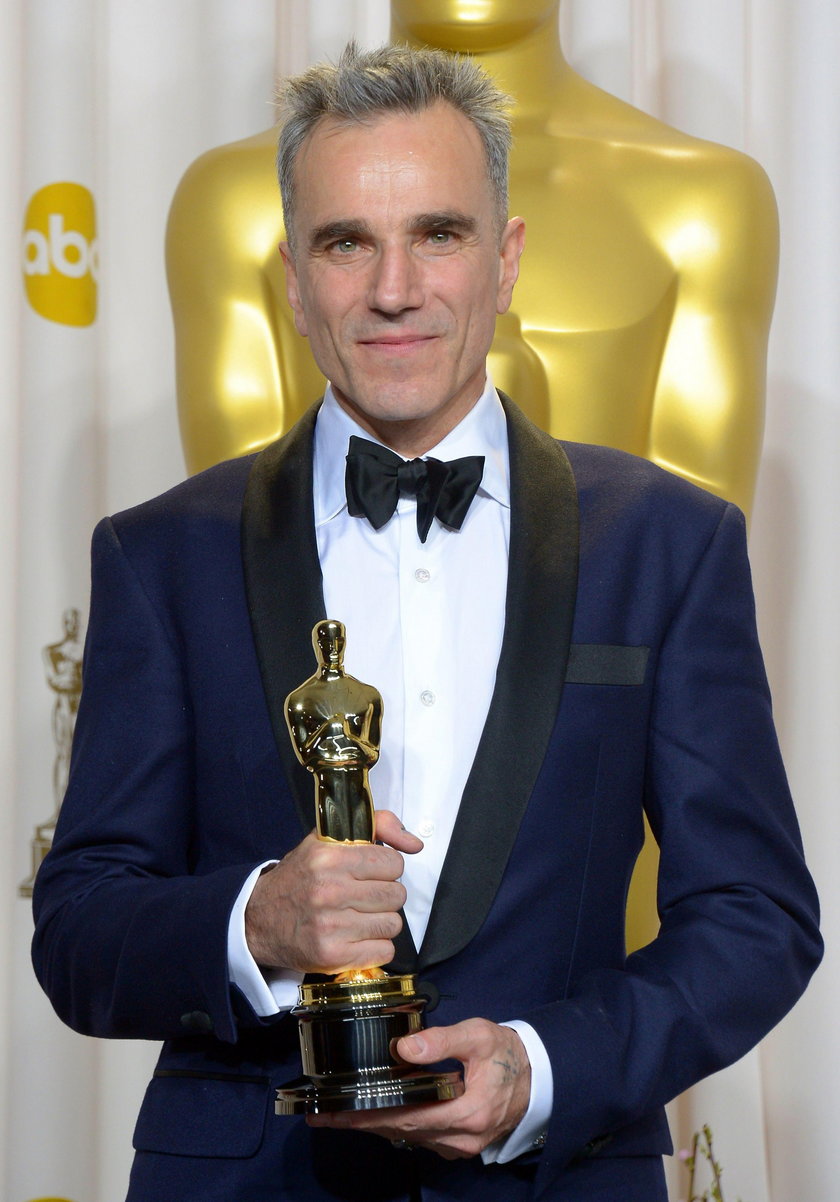 DANIEL DAY-LEWIS