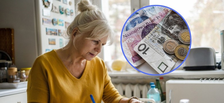 Dodatkowe pieniądze dla emeryta. ZUS wypłaci je automatycznie: Jak to działa i komu dokładnie przysługuje zastrzyk gotówki?