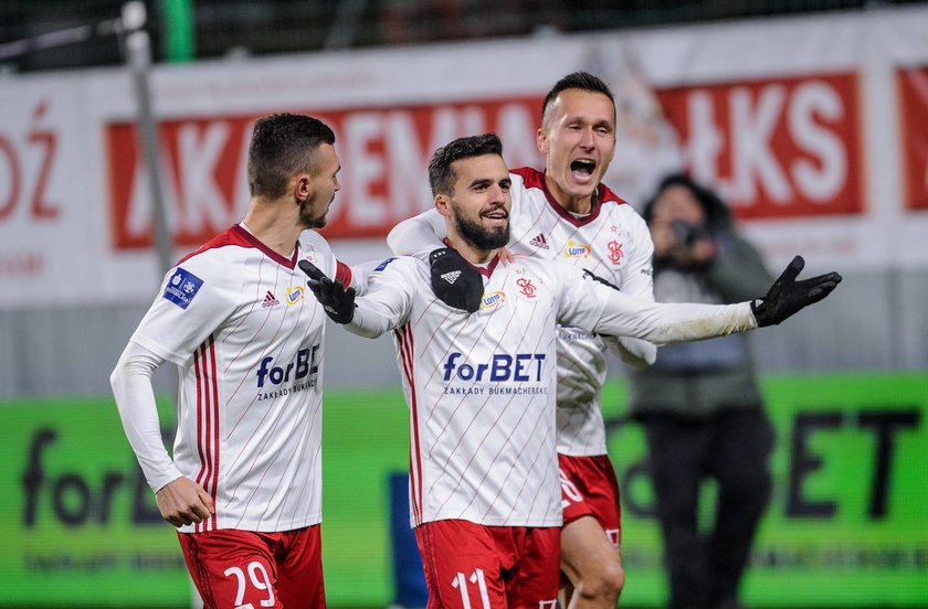 Ekstraklasa: Raków - Jagiellonia 2:1, ŁKS Łódź - Cracovia 1:0