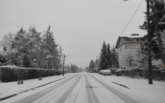 Sytuacja na drogach w Gorzowie po opadach śniegu