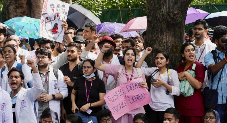 Viol collectif et meurtre d'une docteure à Calcutta : L'Inde se mobilise après la tragédie/MANISH SWARUP / AP