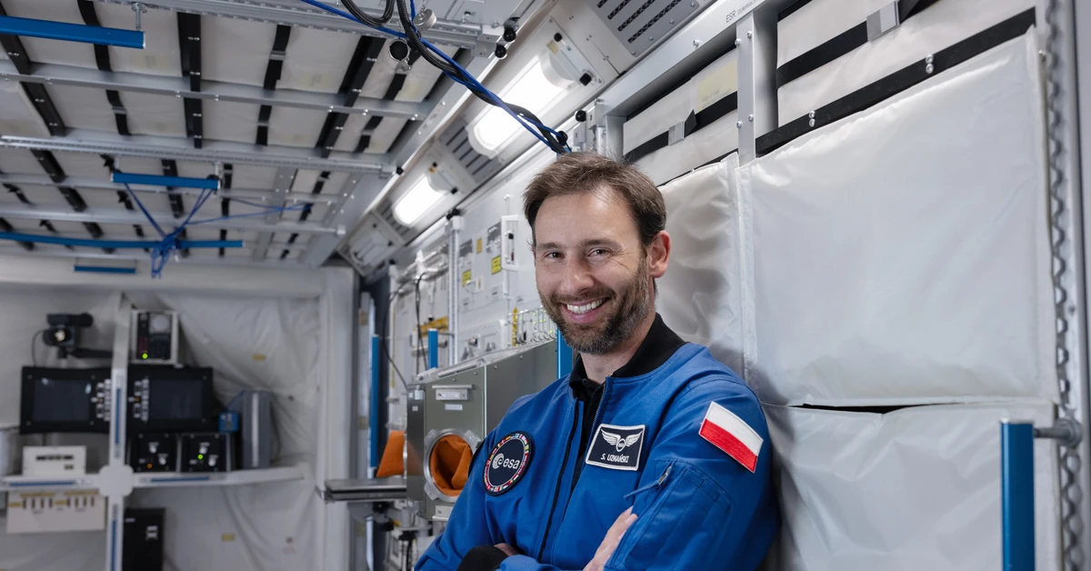 Polski astronauta już w czwartek w Polsce. Specjalne powitanie na Okęciu