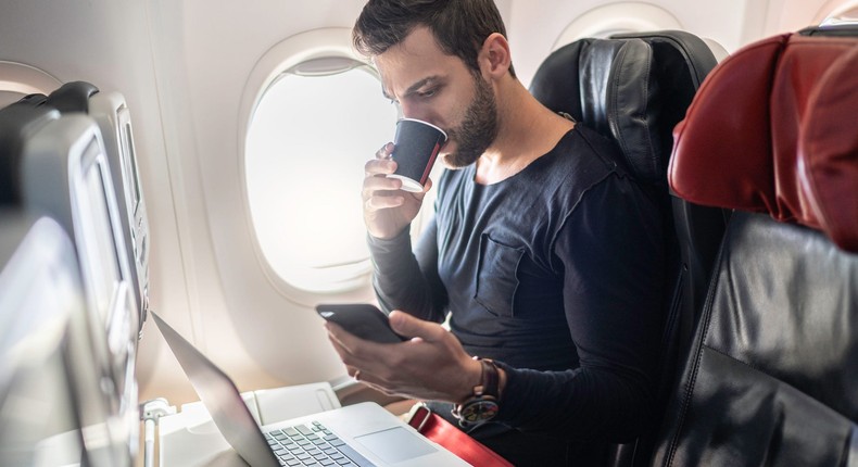 What is airplane mode? How to toggle wireless transmissions on your ...