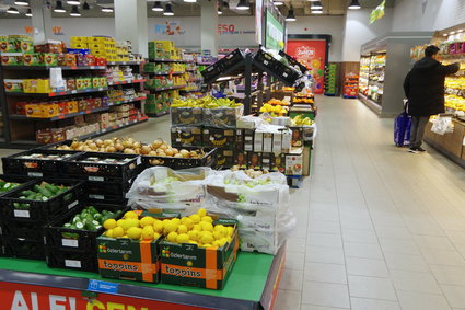 Biedronka, Lidl i inne sieci otworzą w niedzielę sklepy w przygranicznych województwach